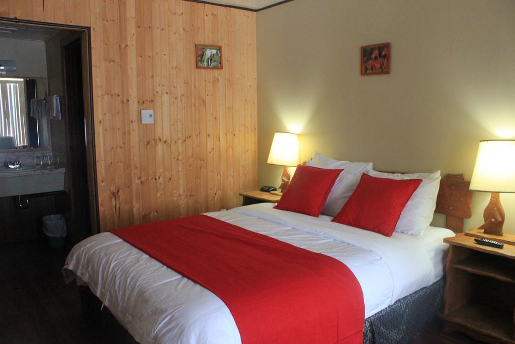 Motel Des Pays D'En Haut Val-David Bilik gambar